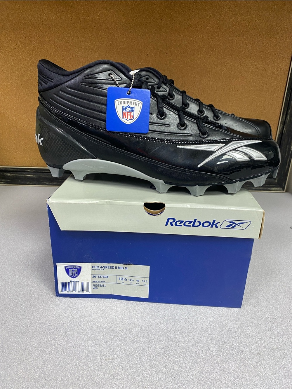 Reebok Men's Black and Silver Football Cleats - Pro 4-Speed